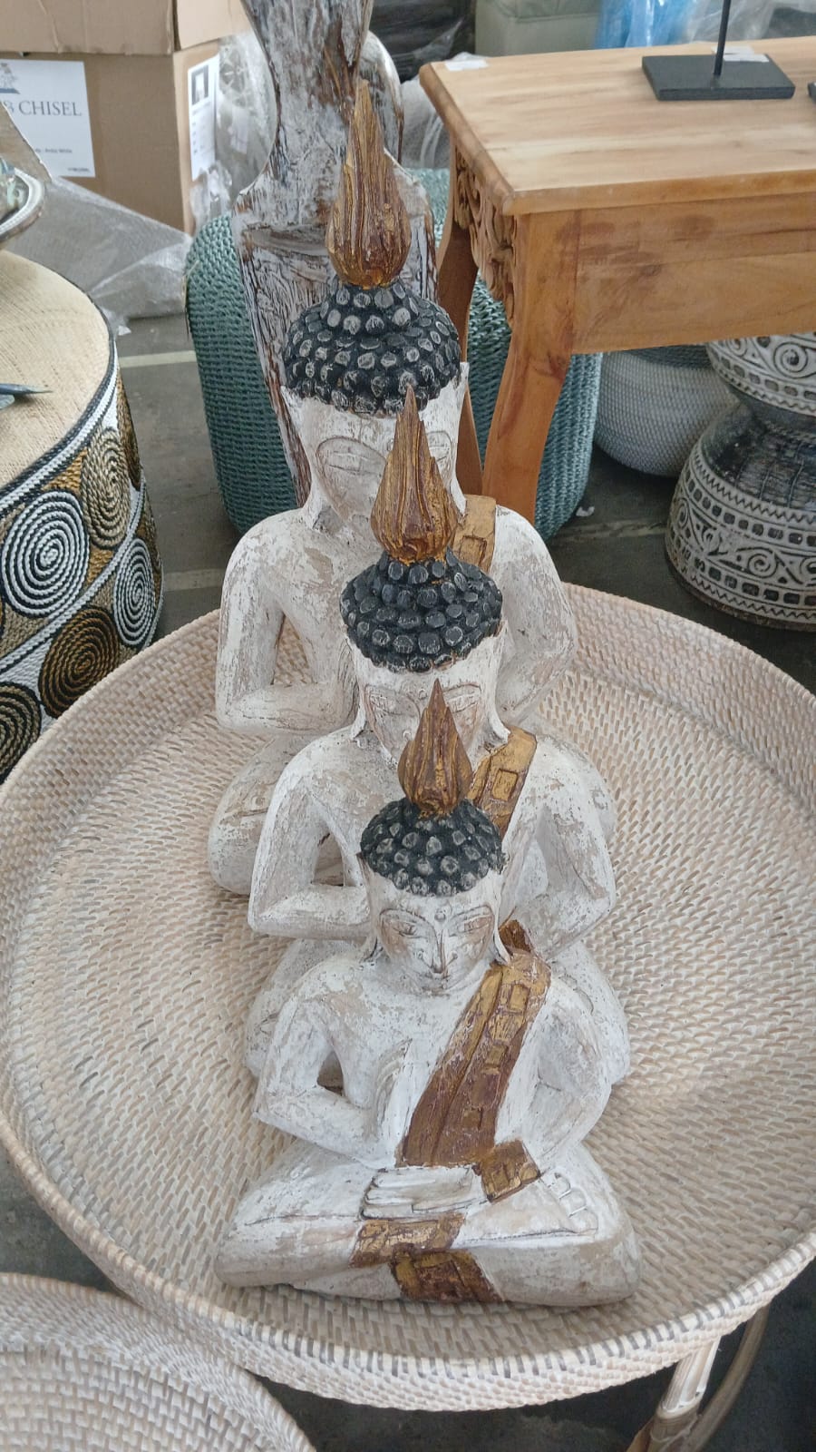 BAL077 - WOODEN BUDDHA WITH FIRE