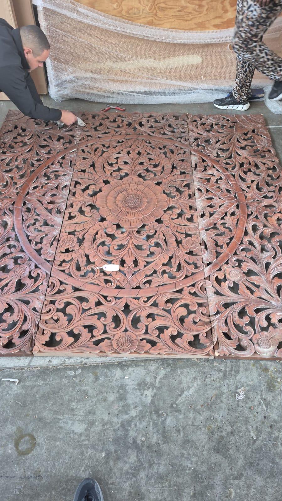 UB002 WOODEN WALL PANEL