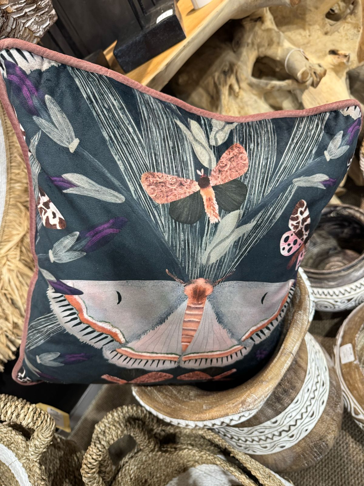 B6 - Scat Piped, Butterfly