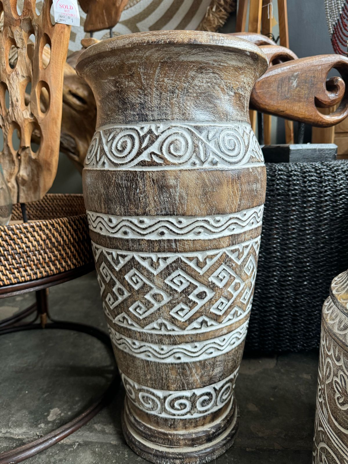 BAL081 - WOODEN VASE 30X30X55