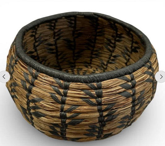 BAN004 - WATER HYACINTH BASKET