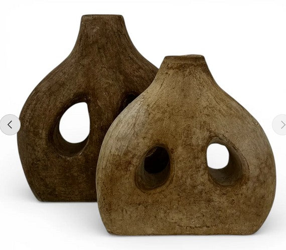 BAN098 - TERRACOTTA VASE