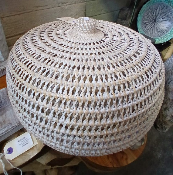 UB029-B - RATTAN SERVING LID (L)