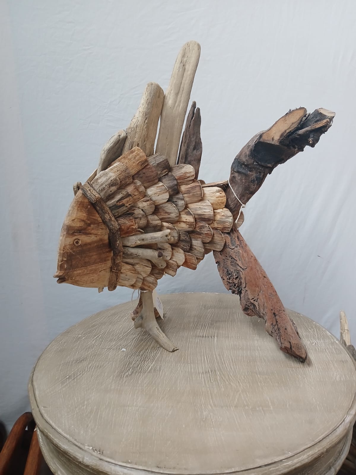 UBI020 - WOODEN DRIFT STANDING FISH